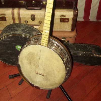 Unknown Tenor Banjo 1930s Needs Work for Restoration - White for sale