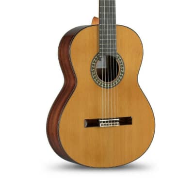 Alhambra 5P Classical Guitar 4/4 + Bag + VIP PACK for sale