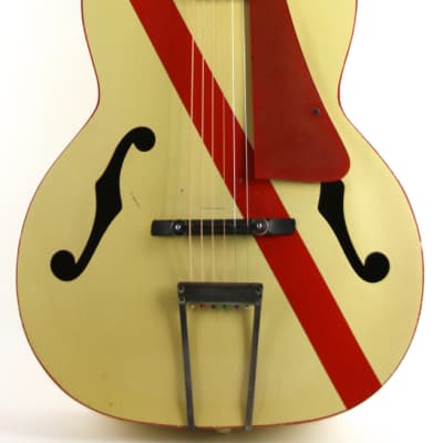 1950s Futuramic DeVille Ivory with Red Stripe imagen 7