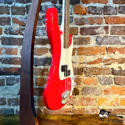 Squier Mini P-Bass Electric Bass (2020s - Red) image 6