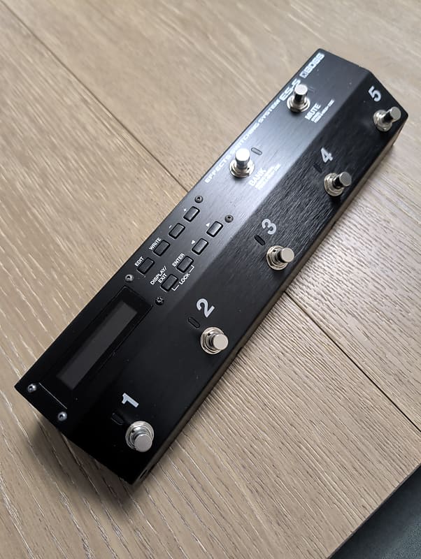 Boss ES-5 Effects Switching System