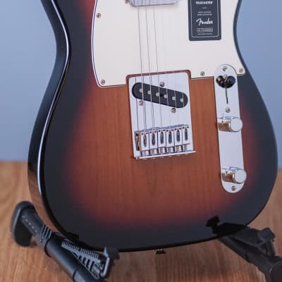 Fender Player Telecaster 3 Tone Sunburst DEMO image 3