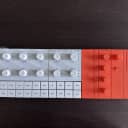 Yamaha Seqtrak - Grey / Orange - with Decksaver