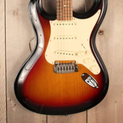 Danelectro JP 64S Artist Guitar  3-Tone Sunburst w/ Hardcase image 2