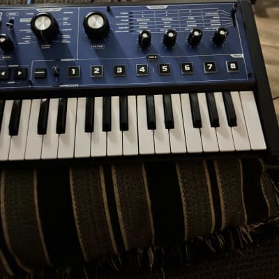 Novation MiniNova 37-Key 18-Voice Synthesizer 2012 - Present - Blue