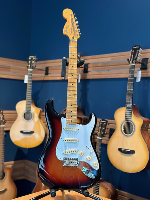 Fender Jimi Hendrix Stratocaster 2023 - 3 Tone Sunburst with Maple Fingerboard image 1