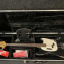 Fender Justin Meldal-Johnsen JMJ Road Worn Signature Mustang Bass - Black - w/Case + Black Pickguard
