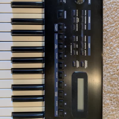 Roland Juno D 61-Key Synthesizer image 2
