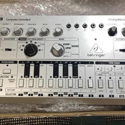 Behringer TD-3-SR Analog Bass Synthesizer - 1 of 2