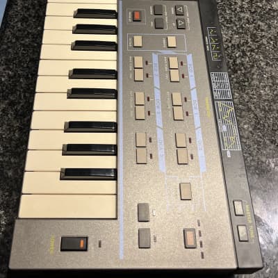 Casio CZ-101 49-Key Synthesizer 1985 - 1988 - Black