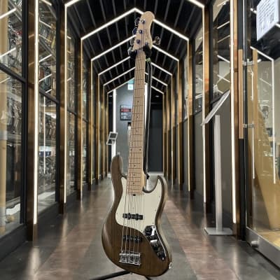 Sadowsky Guitars Metroline 21-fret Vintage J J Bass Ash 