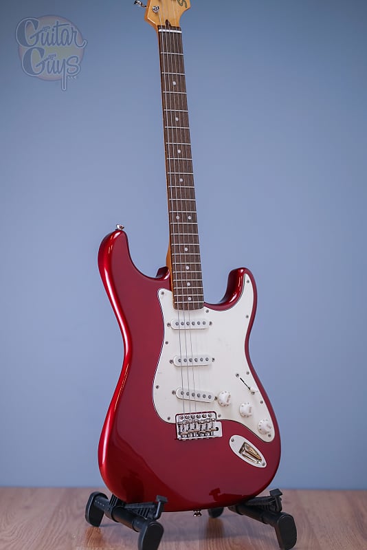 Squier CLASSIC VIBE '60S STRATOCASTER (Candy Apple Red) | Reverb