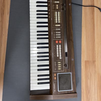 Casio CT-701 Casiotone 61-Key Synthesizer 1980s - Natural