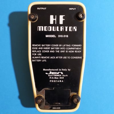 Jen HF Modulator (same as the Gretsch Play Boy) w/battery clip converter image 9