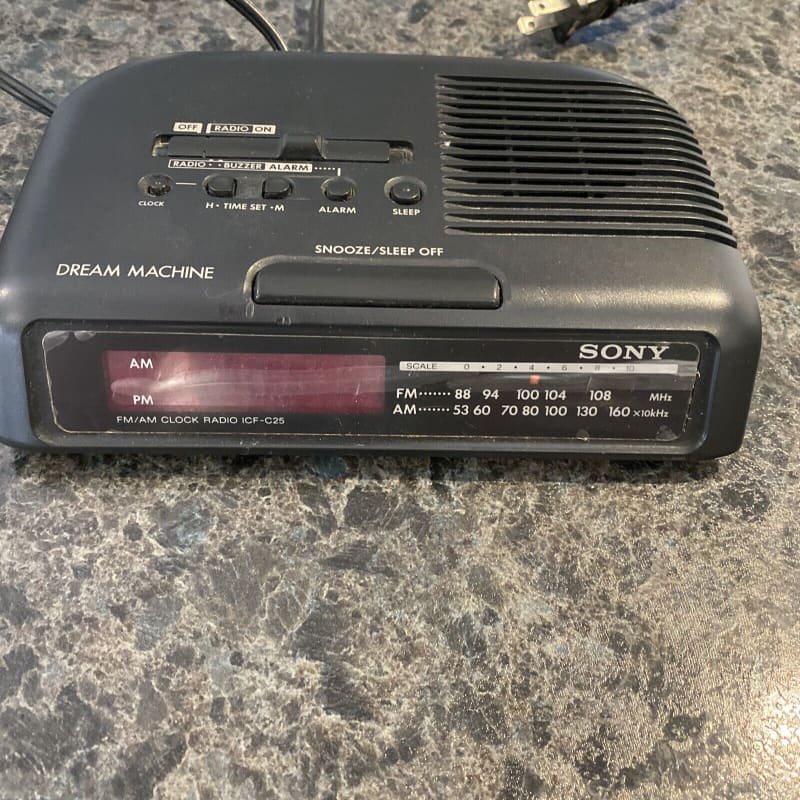 Radio réveil Sony ICF-C240L - tuner radio