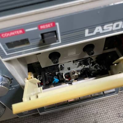 LASONIC TRC-920T 1980s VINTAGE BOOMBOX WORKS AS-IS FOR PARTS image 10