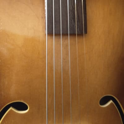 Musima 1653 (1959-60) DDR Semi Acoustic Guitar 1963 Archtop Guitar mit Soapbar Pickup Nachbau+Bag image 8