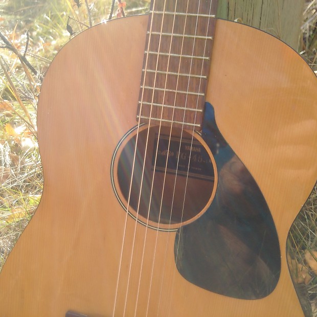Yamaha fg 45 sale