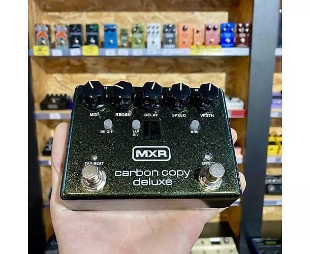 MXR - CARBON COPY DELUXE