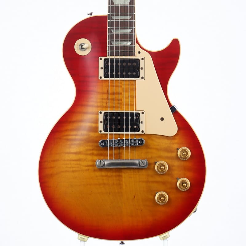 Gibson Les Paul Studio チェリー色 ハードケース付き Gibson Les Paul Studio (Cherry Sunburst) ｜イケベ楽器店