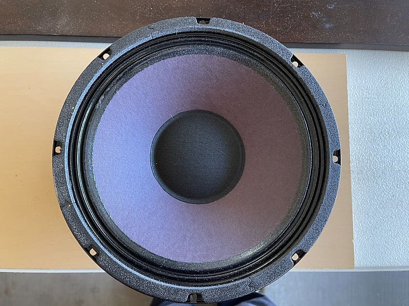 Eminence Ragin Cajun 12 Eminence Ragin Cajun 10