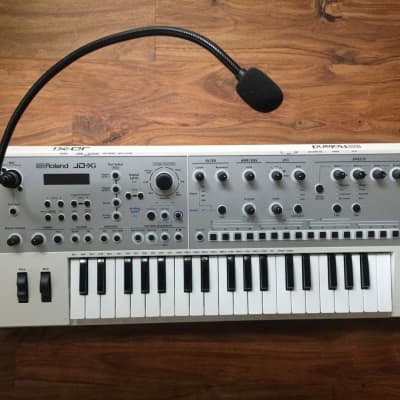 Roland JD-Xi Limited Edition 37-Key Analog/Digital Crossover