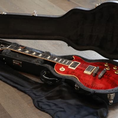 2005 Gibson Les Paul Classic Custom Trans Cherry w/ Ebony Fretboard + OHSC image 21