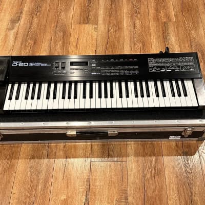 Roland D-20 61-Key Multi-Timbral Linear Synthesizer with Hard Case