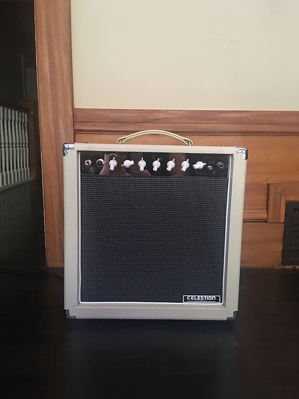 2018 Monoprice 15watt Tube Amp w/ Celestion V30 Speaker Reverb