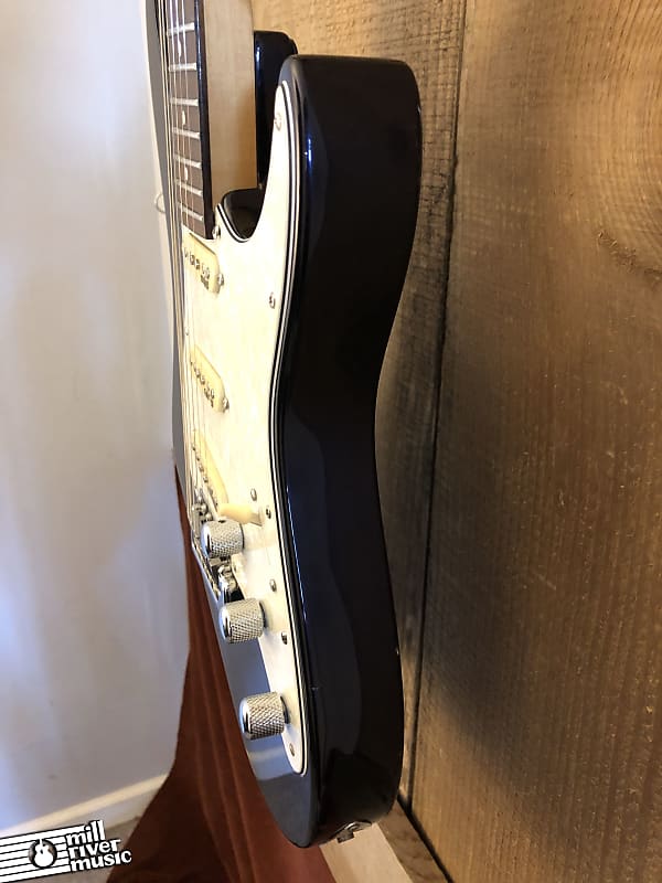 Charvel CX291 Strat-Style MIJ Electric Guitar Metallic