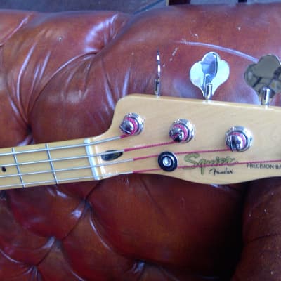 Squier Vintage Modified Cabronita Precision Bass w/Case image 2