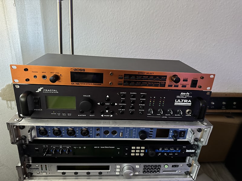 Boss GX-700 Effects Processor | Reverb