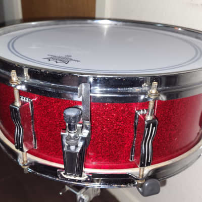 1980's Ludwig Rocker snare drum - 5 x 14 - 8 lug Red sparkle image 4