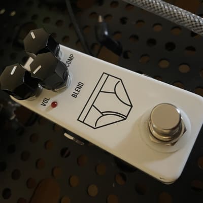 JHS Whitey Tighty Compressor | Reverb Canada