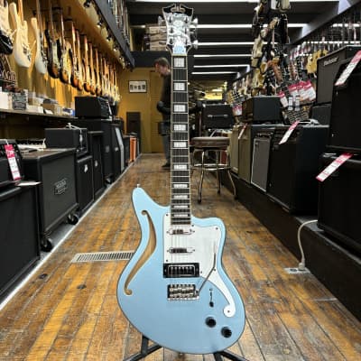 D'Angelico Limited Edition Premier Series Bedford SH Electric Guitar 2021 Ice Blue Metallic image 4