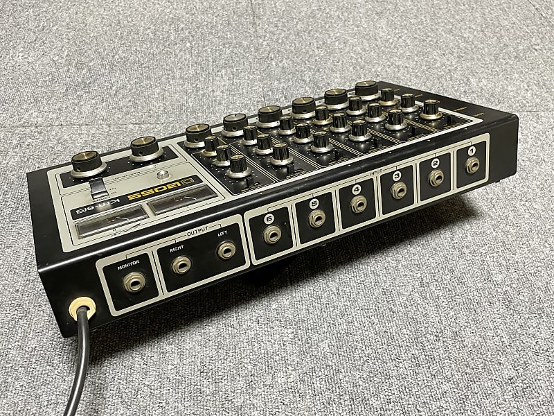 Boss KM-6B Vintage 6-Channel Mixer