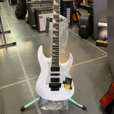 Ibanez アイバニーズ AZ2402 GRM 国産 エレキギター Gray