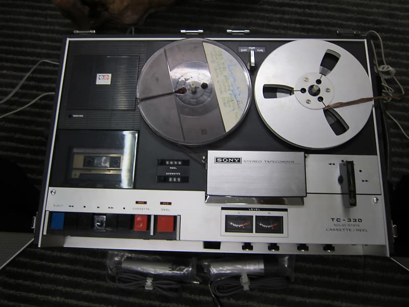 Sony TC-330 Reel To Reel, Cassette Recorder/Player, 2 Mics, Original  Box/Packing 1970s