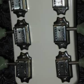 White MIJ Photogenic SG with Gibson deluxe tuners and open