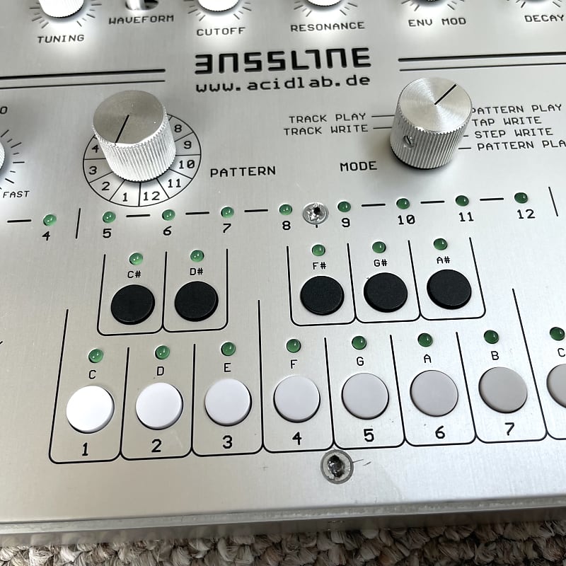 Acidlab Bassline 3 – Silver | Reverb