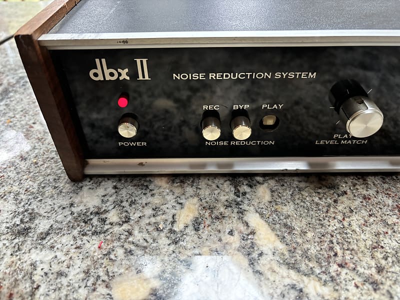 DBX II Noise Reduction System 122 1970s  			