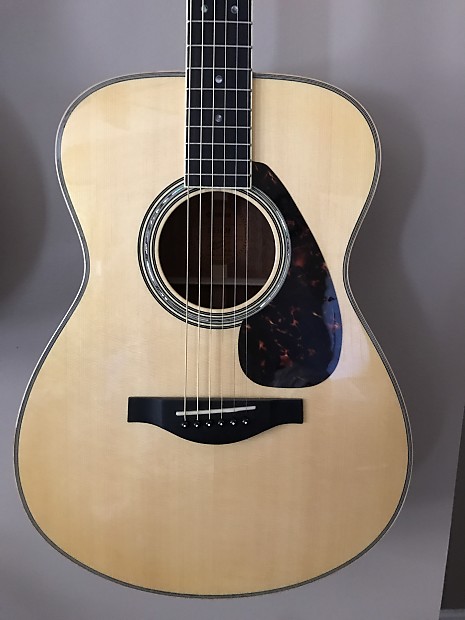 Yamaha LS16M Acoustic Guitar Natural image 1