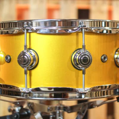 DW 5.5x14 Collector's Maple Vegas Gold Super Solid Snare Drum - SO#1288928 image 3