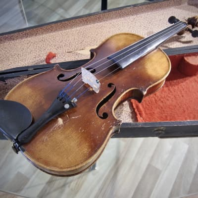 Vintage German 1/2 Size Violin & Coffin Case 1930s Brown Varnished High Quality Small Violin image 2