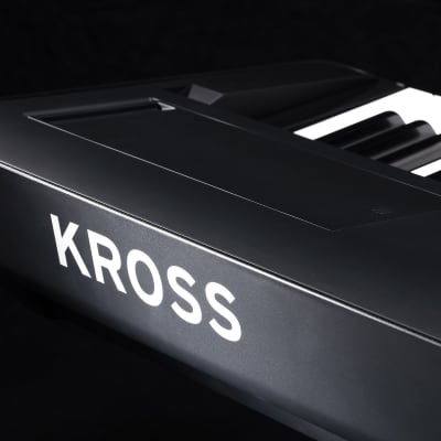 Korg Kross 2 88 Music Workstation - Matte Black CARRY BAG KIT image 4