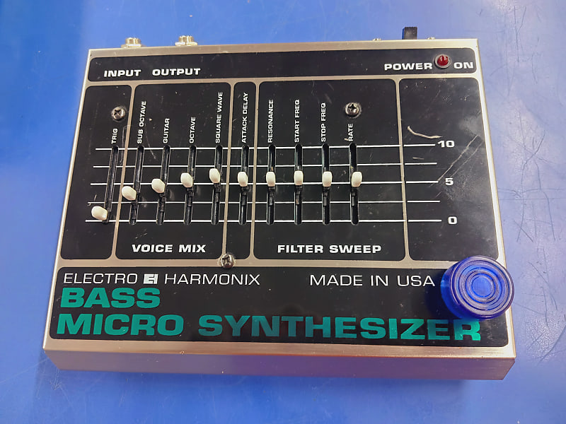 Electro-Harmonix Bass Micro Synthesizer