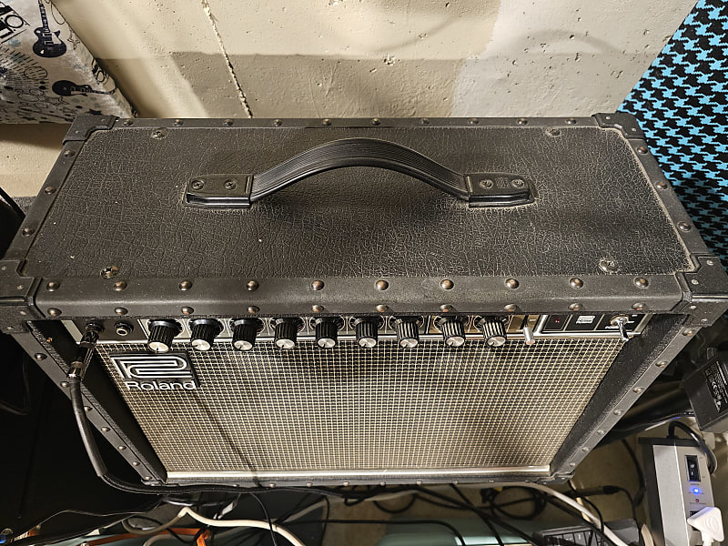 Roland JC-77 Jazz Chorus 80-Watt 2x10