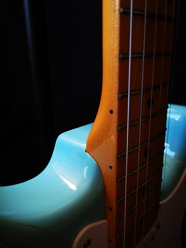 Fender Japan プレベ カスタム Seymour Duncan 2015 Fender Stratocaster Sonic Blue Green Day Seymour Duncan