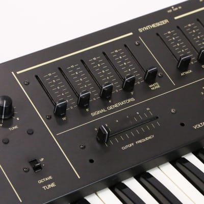1980 Korg Delta DL-50 Vintage Analog Synthesizer 49-Key Polyphonic Synth Strings Keyboard Analog String Machine Rare image 9