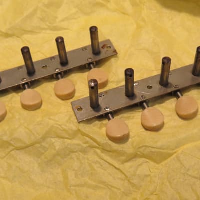 vintage 1800's early 1900's vintage mandolin tuners striped catalin/bone/ivory buttons image 7